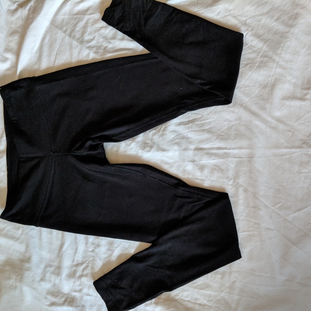 LULULEMON black leggings